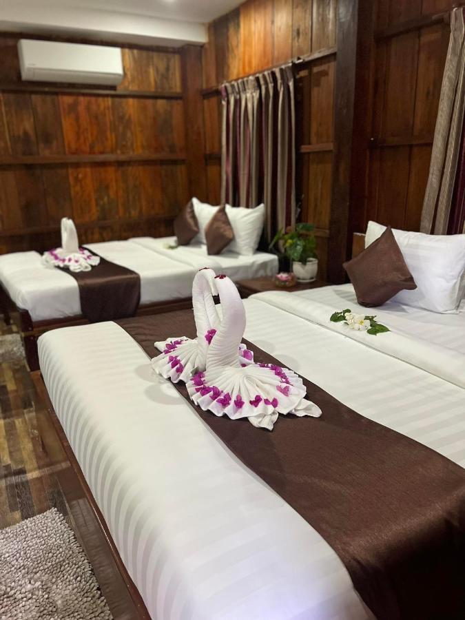 Hotel The Moon Kampot Boutique Exterior foto