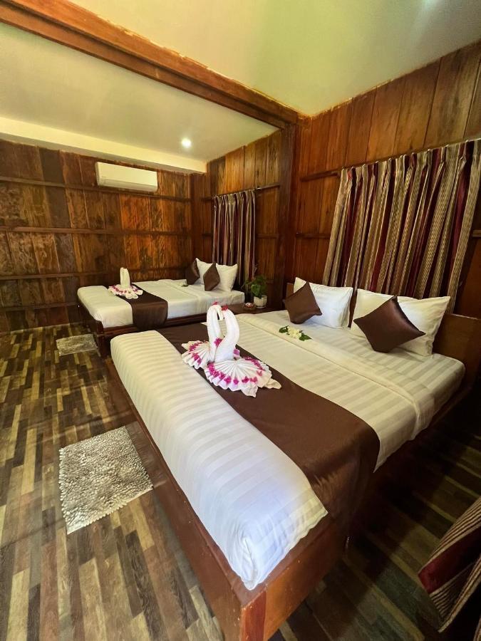 Hotel The Moon Kampot Boutique Exterior foto